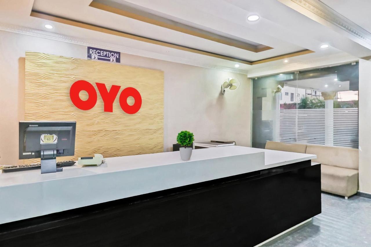 Oyo J P Palace Hotell Dod Ballāpur Exteriör bild